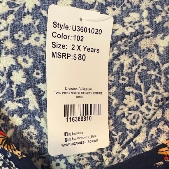 NWT Weekend Suzanne Betro Women’s Floral Tassel Blouse Size 2X Navy Blue - Picture 5 of 7